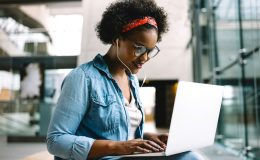 Udacity promove distribuição de bolsas gratuitas de estudo para programação até novembro